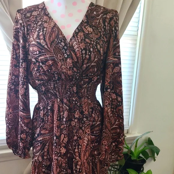 knee length dresses for ladies Kansas Maxi Dress main image 1